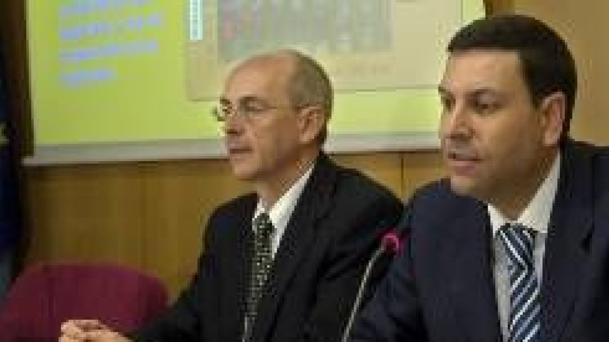 El consejero de Medio Ambiente presentó el operativo de incendios