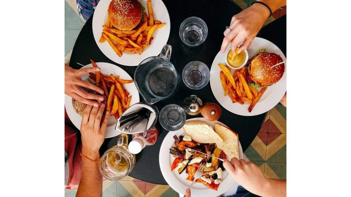 La adicción a la comida es un trastorno cerebral que depende de múltiples genes. dl