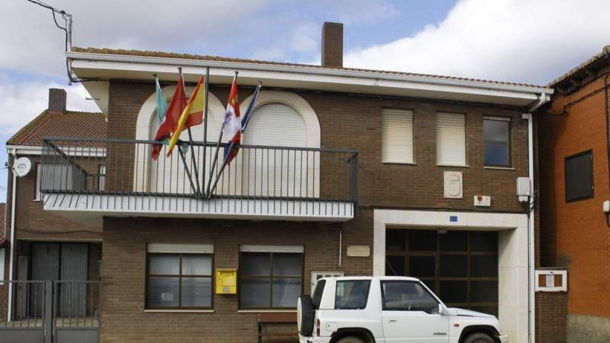 La cartera de Cubillas repartía en otros dos municipios, cubriendo un total de cuarenta pueblos. CAMPOS
