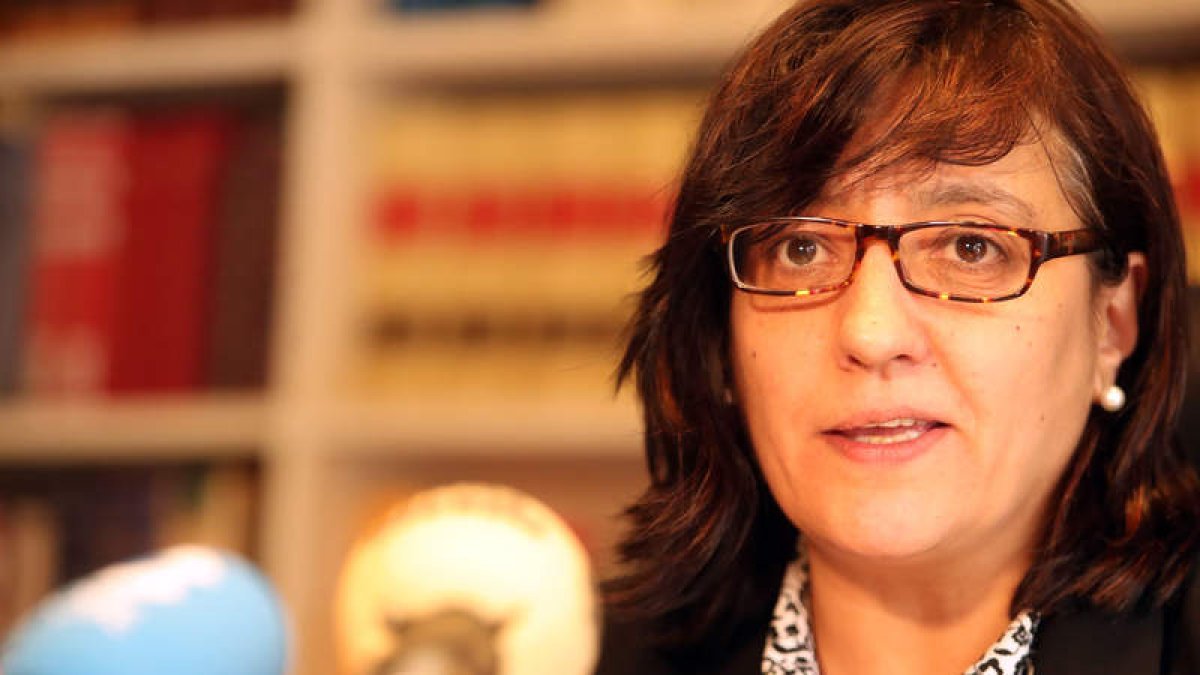 La ya exconcejala, Amparo Vidal, compareció ayer en su despacho profesional.