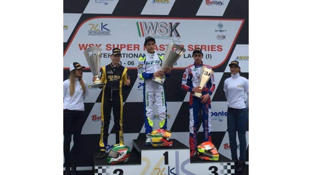 Vidales, en el tercer peldaño del podio tras una brillante carrera. DL