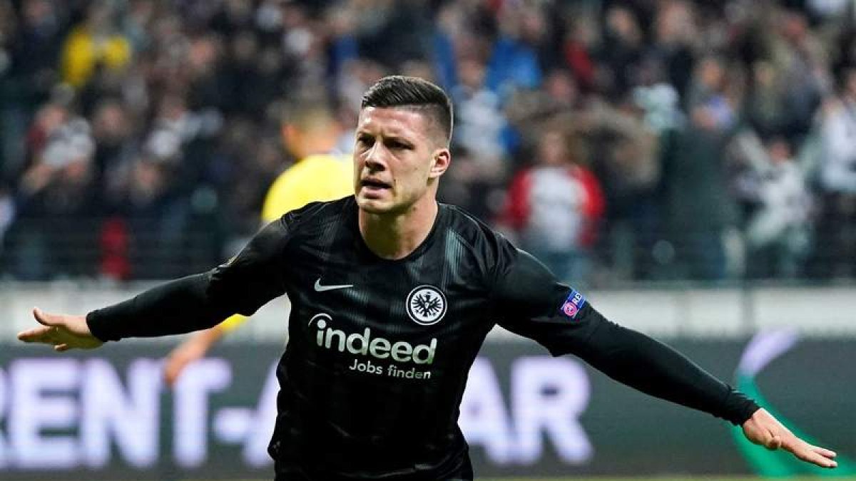 Luka Jovic fue una de las grandes revelaciones de la Bundesliga. RONALD WITTEK
