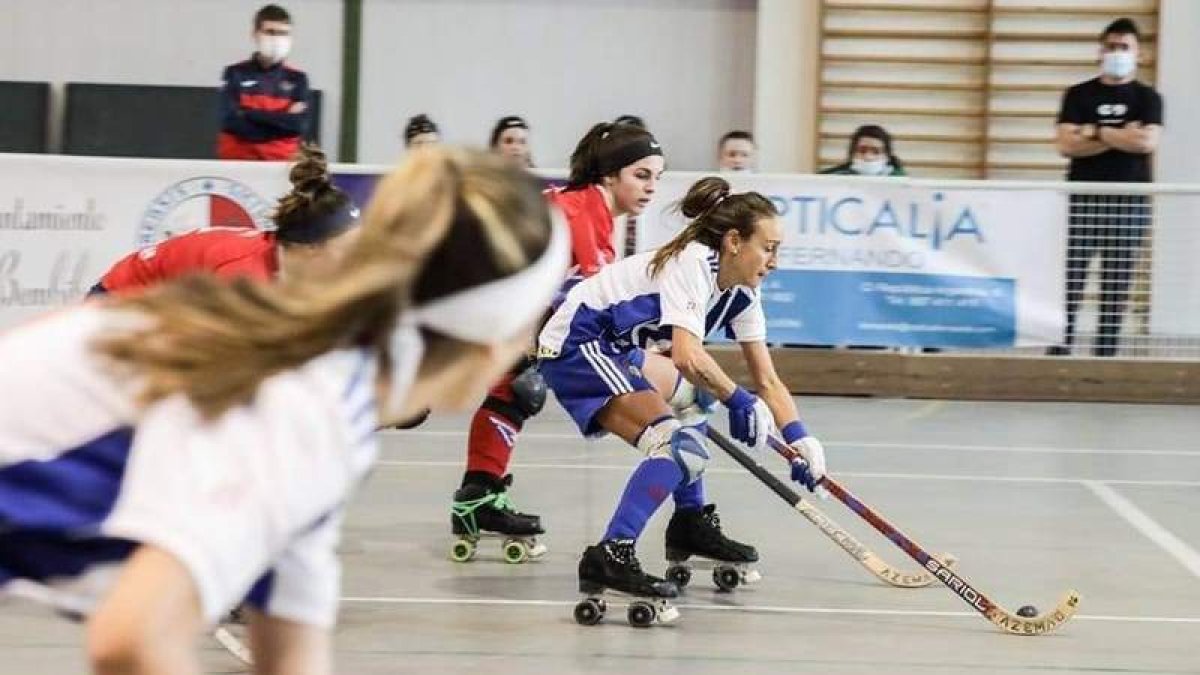 La jugadora internacional argentina Pía Sarmiento, un fichaje de galones del APG Bierzo. MILA
