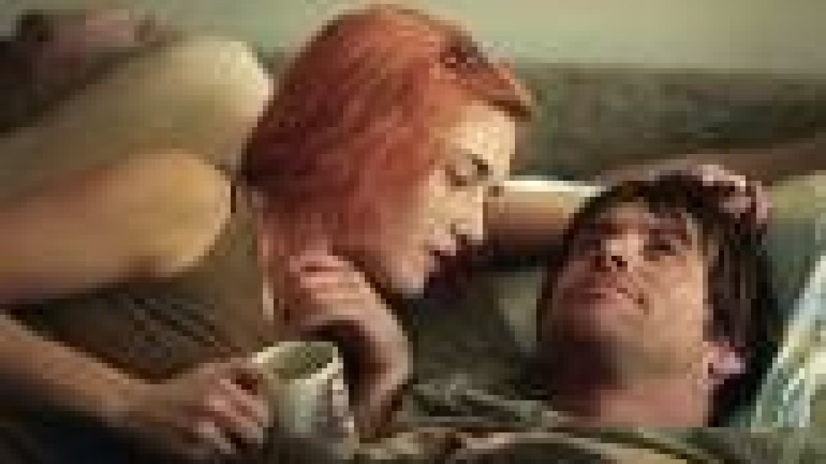 Kate Winslet y Jim Carrey forman una pareja problemática