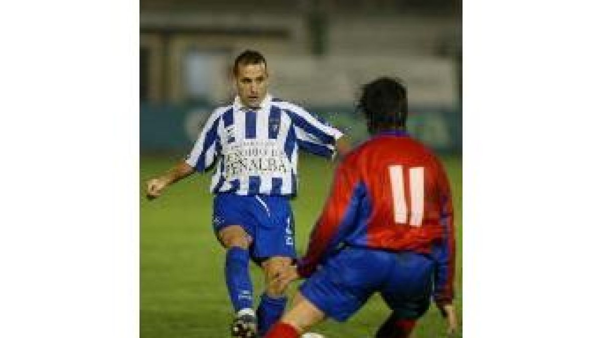 Jechu ocupará el lateral derecho deportivista en Pontevedra