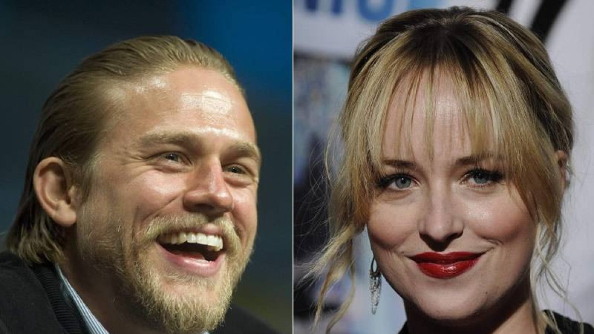 Los actores Charlie Hunnam y Dakota Jonhnson.