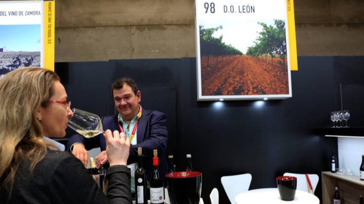 Los vinos de DO León están presentes en el salón de los productos de Ifema. BENITO ORDÓÑEZ