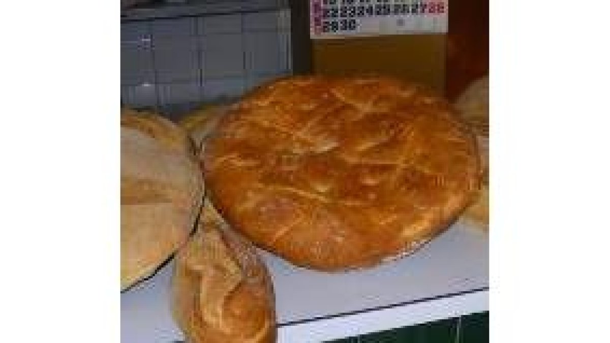 Diferentes tipos de pan elaborados en horno de leña