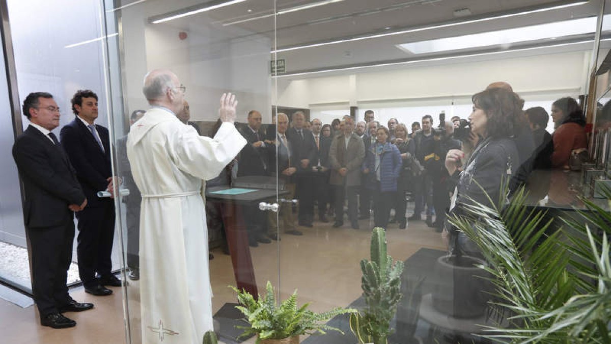 A la inauguración acudieron miembros de Serfunle y de los Ayuntamientos de Villaquilambre, León y San Andrés. JESÚS