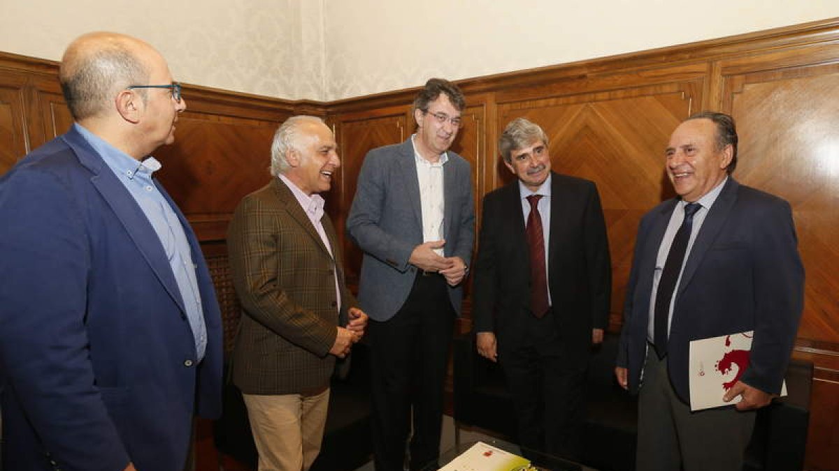 Castañón, Del Egido, Martínez Majo, García Marín y Miguel Ángel Fernández, ayer. RAMIRO