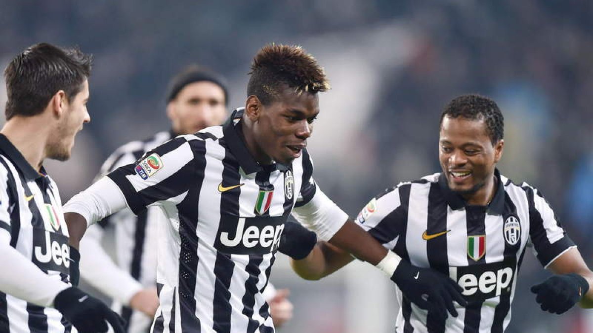 Pogba, en el centro, celebra un gol con la Juventus esta temporada.