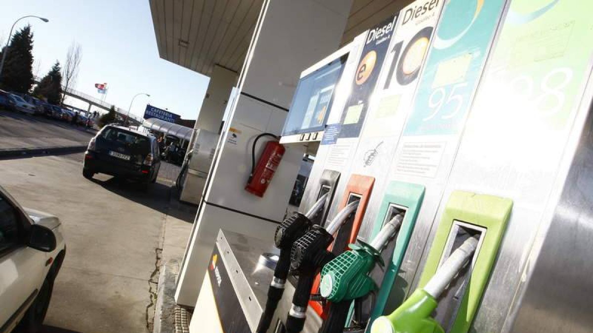 El gasóleo es el que ha sufrido el mayor descenso de ventas.