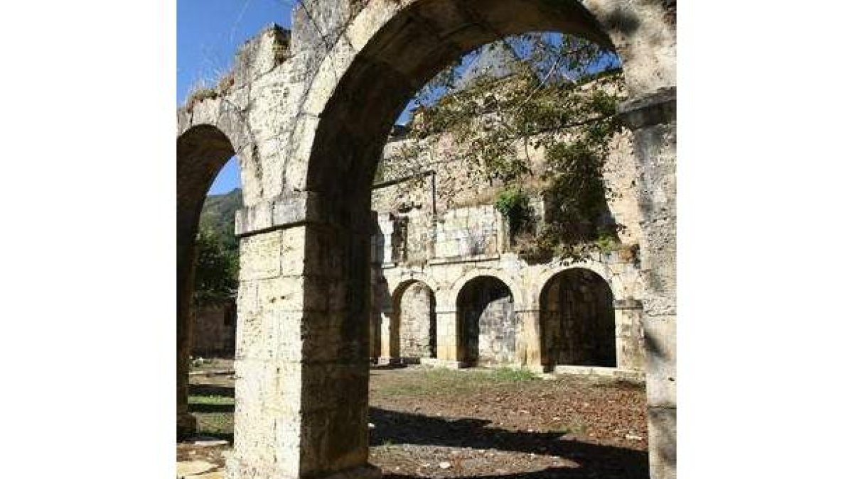 El monasterio y la iglesia de Montes es un atractivo turístico.