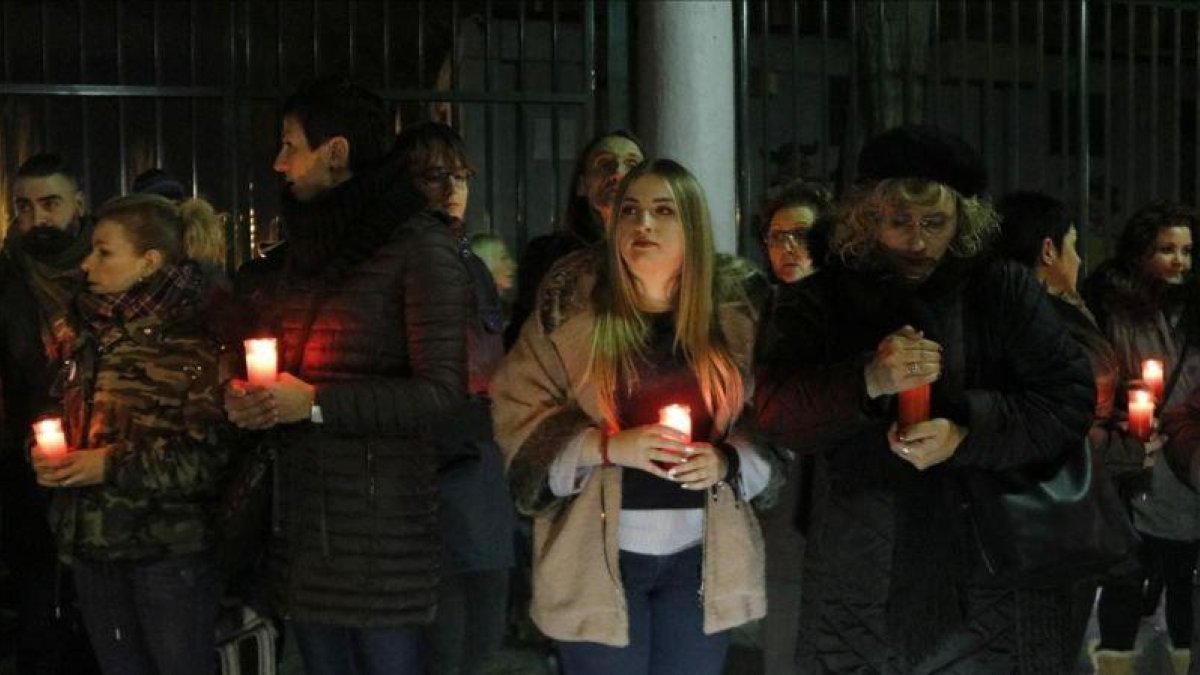 Protesta en Sant Adrià por el crimen machista.