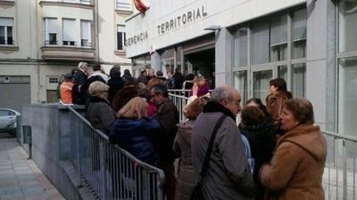 Aspecto que presentaba ayer la sede de Servicios Sociales