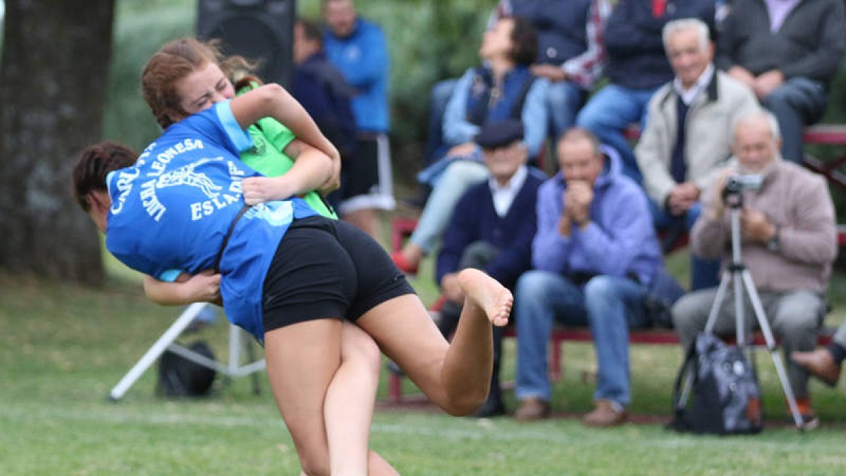 Beatriz Riaño, ‘La Pelirroja de Oro’, vencía ante su afición. A. B.