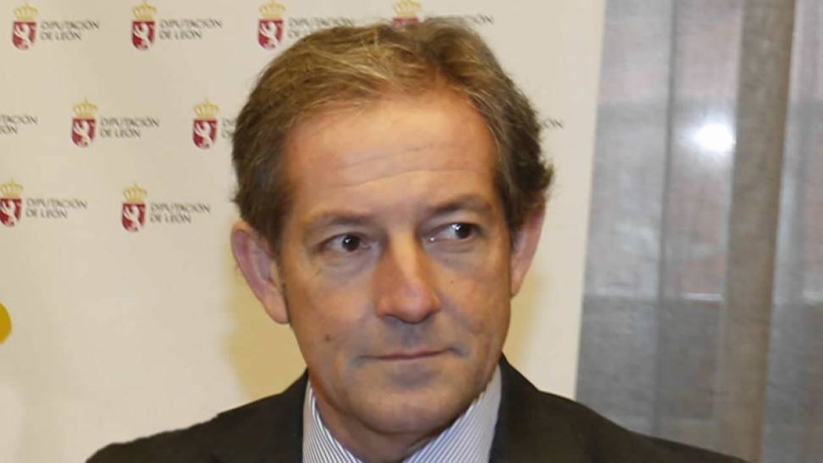 Javier Vega.