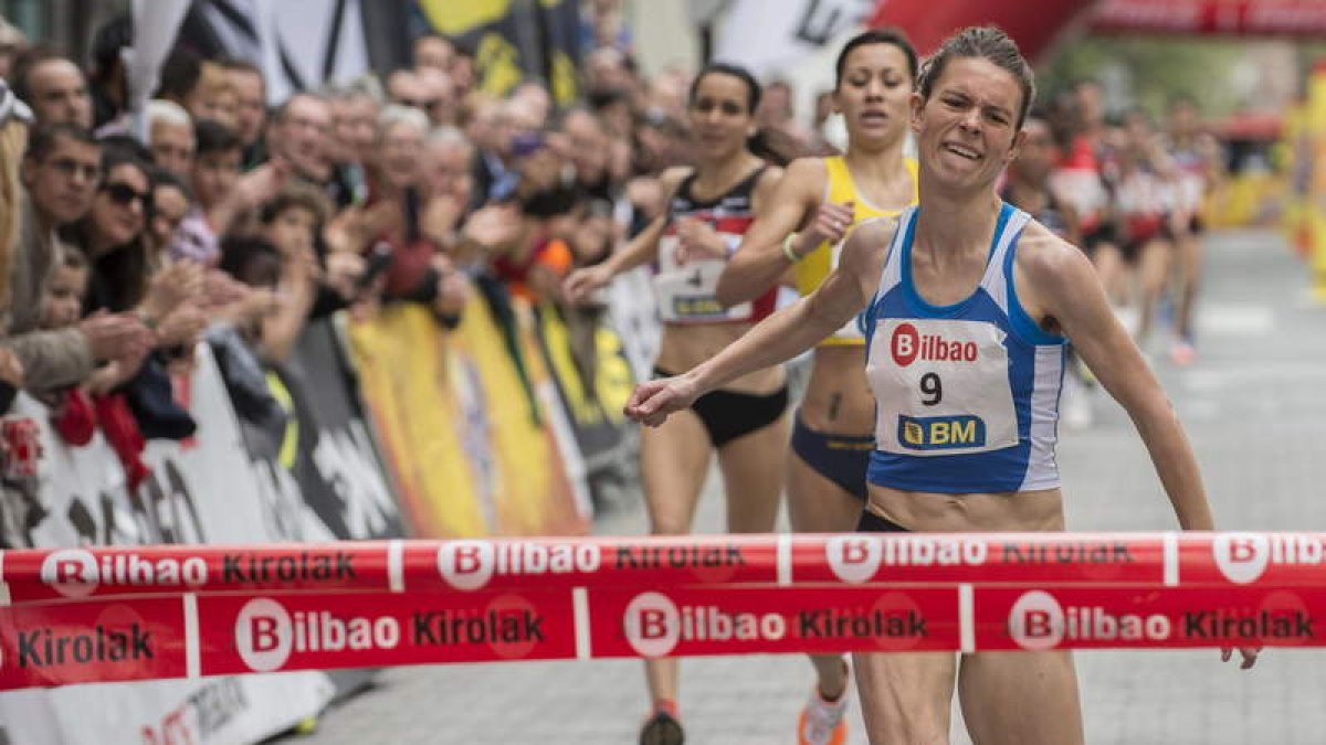 Blanca Fernández, en una victoria de la presente temporada, viajará a Estados Unidos becada por la Universidad de Filadelfia