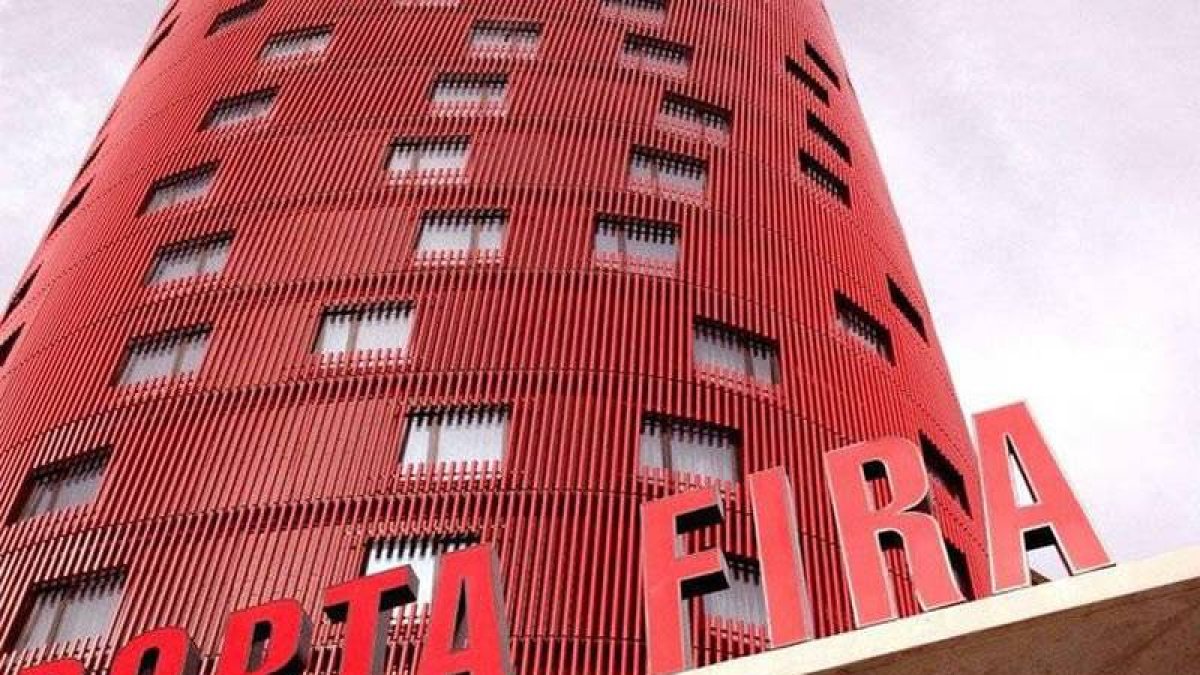El hotel Santos Porta-Fira, situado en Barcelona y premiado como el mejor hotel-rascacielos del mundo.