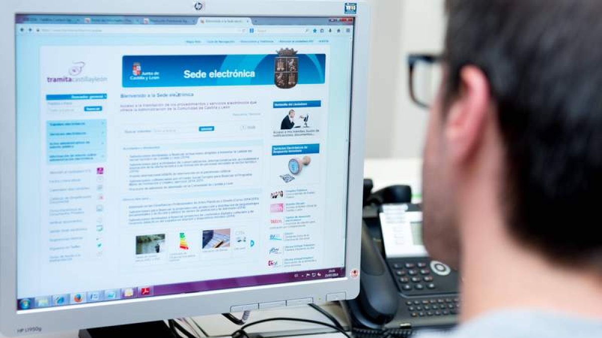 El servicio informa sobre casi todas las materias relacionadas con la Administración. DL