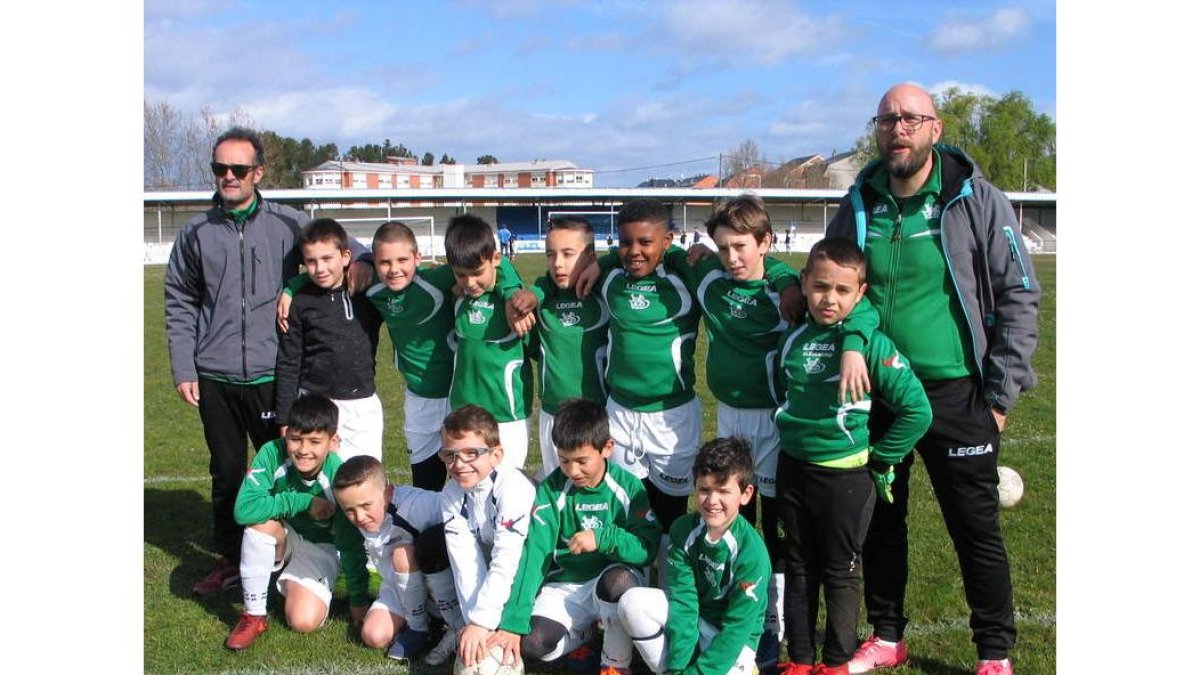 Formación del Santa Marta de categoría benjamín.