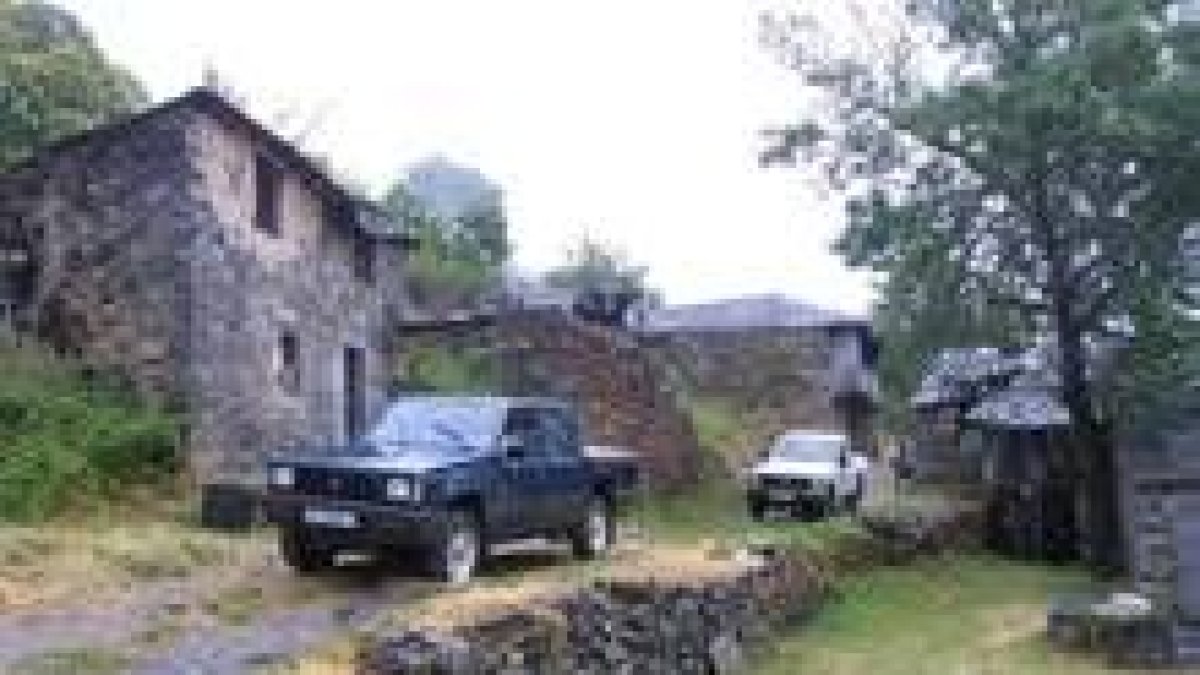 Ejemplo de pueblos prácticamente abandonados, a pesar de tener algún empadronado es Villarbón