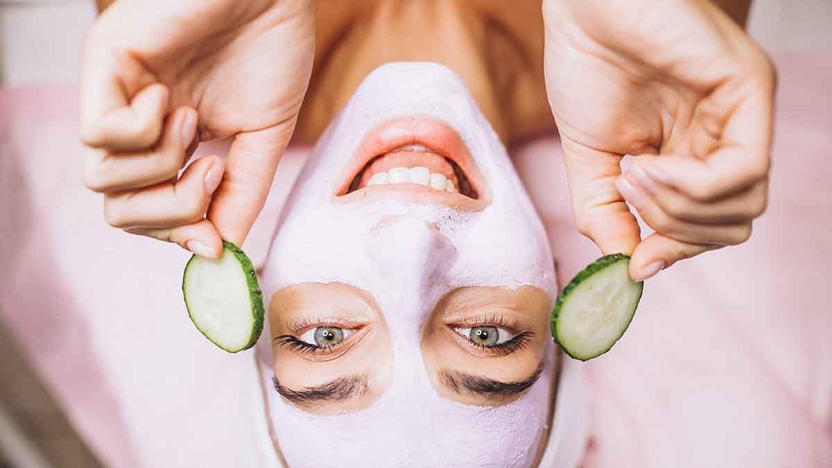 Mímate durante la cuarentena con estas rutinas de belleza