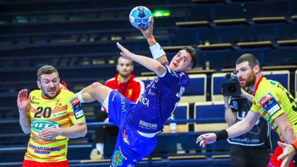 El extremo del Abanca Ademar, Jaime Fernández.