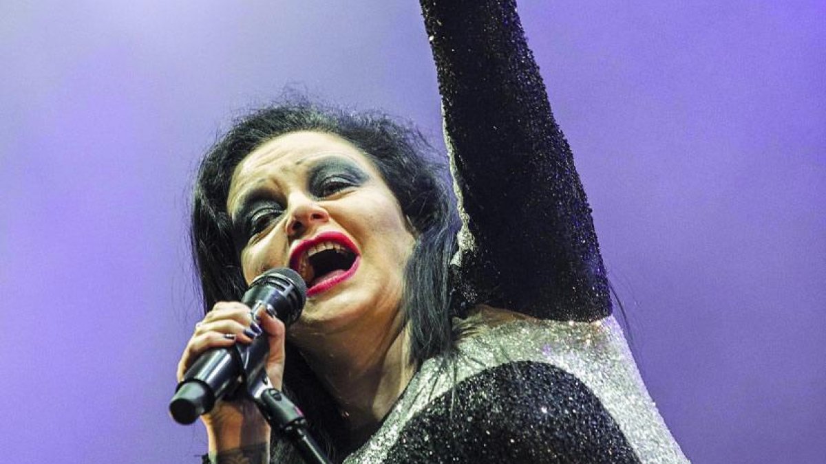 Olvido Gara, Alaska, en una actuación con Fangoria.