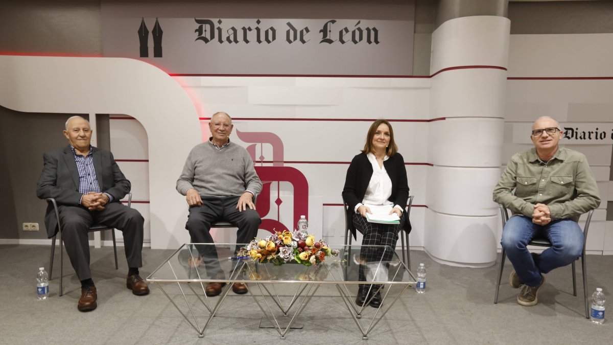 Herminio Medina, Ángel González, María Carnero y Carmelo Fernández. RAMIRO