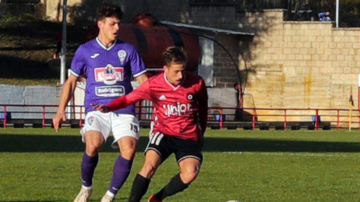 El equipo morado se anotó el derbi ante el rojillo. ANA F. BARREDO