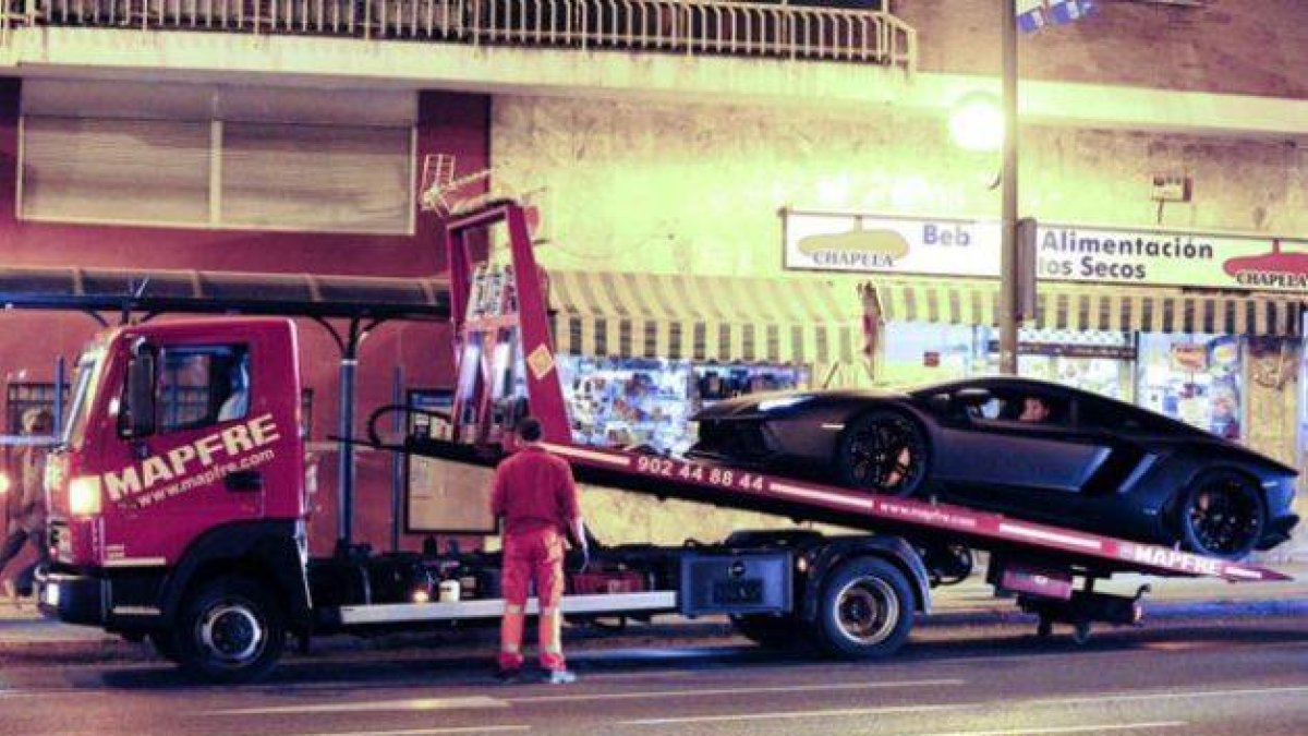 El Lamborghini Aventador del jugador portugués.
