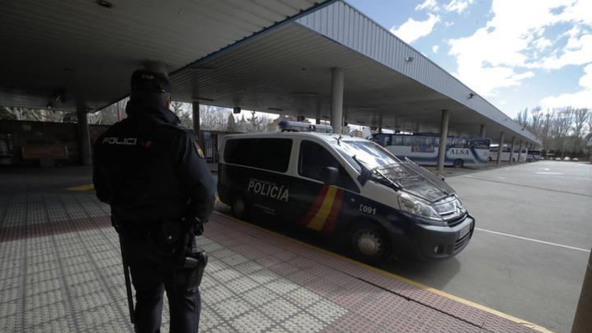 El menor fue detenido por la policía