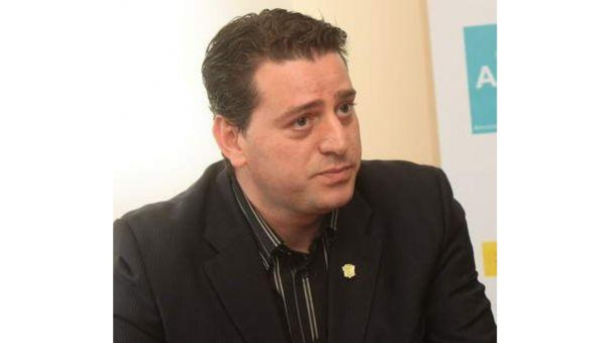 El alcalde de Cacabelos, José Manuel Sánchez.