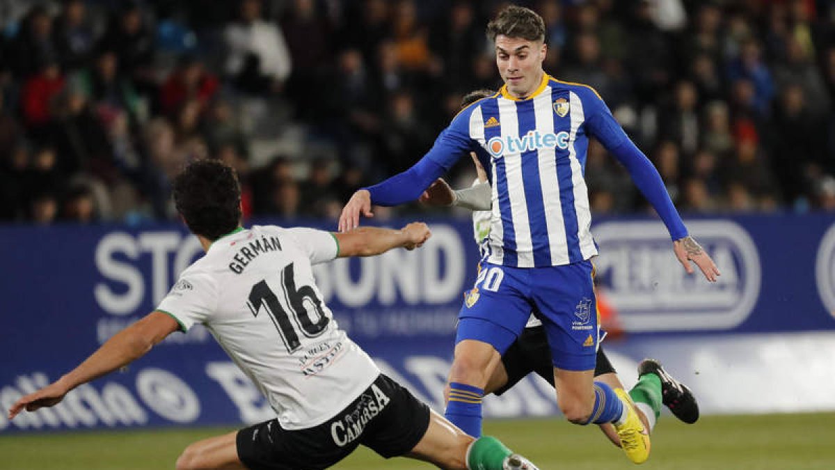 José Naranjo, en la imagen, y José María Amo se perderán el choque de Can Misses por sanción. L. DE LA MATA