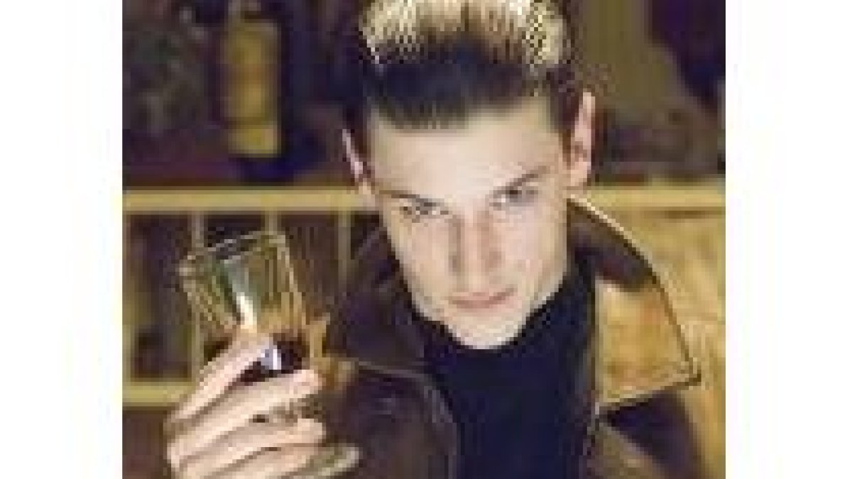 Gaspard Ulliel sustituye en el papel a Anthony Hopkins
