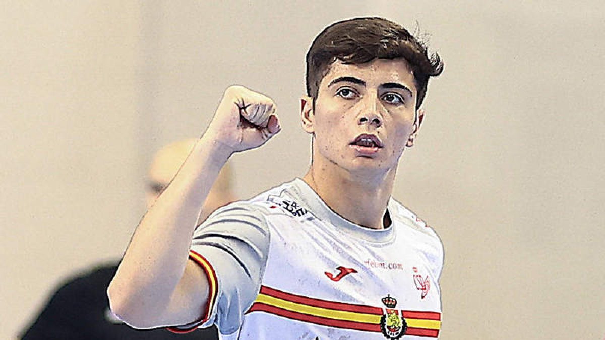 Antonio Martínez liderará a la selección española júnior en el Mundial de Alemania y Grecia. RFEBM