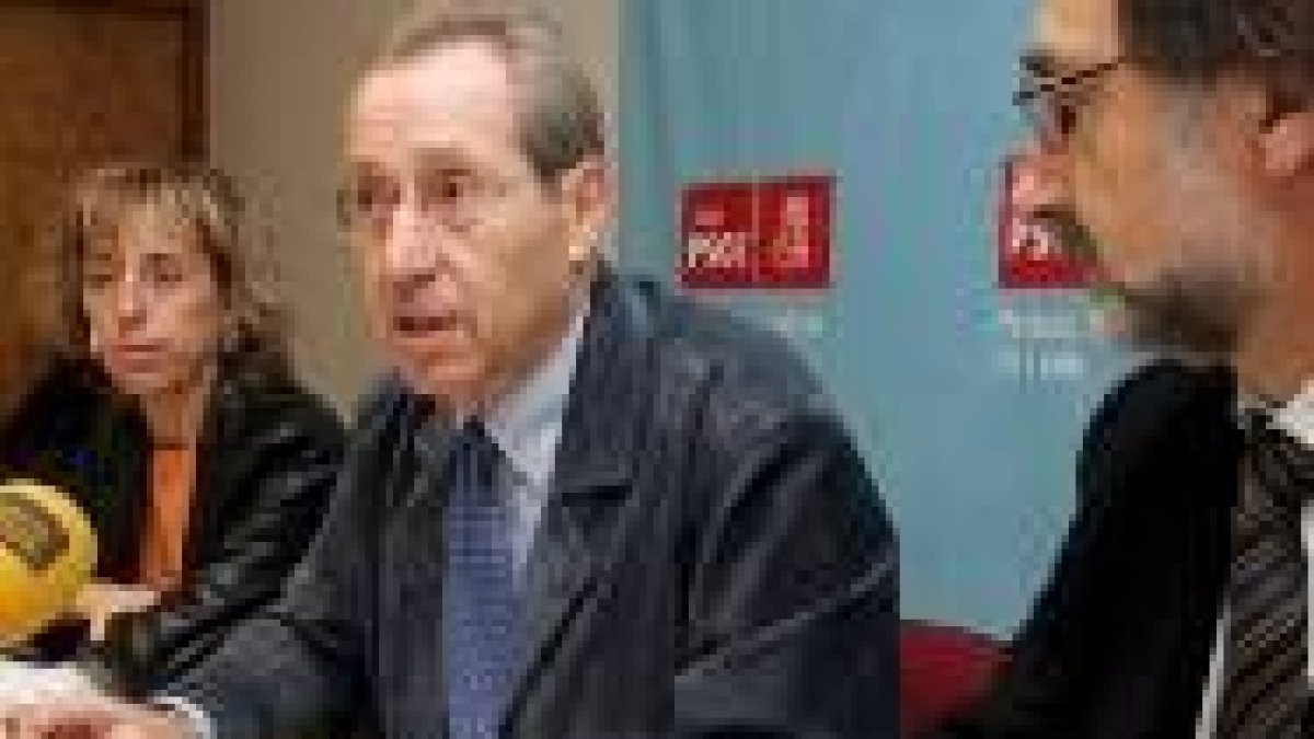 Larrauri, Losa y Robles, en una comparecencia, en una imagen de archivo