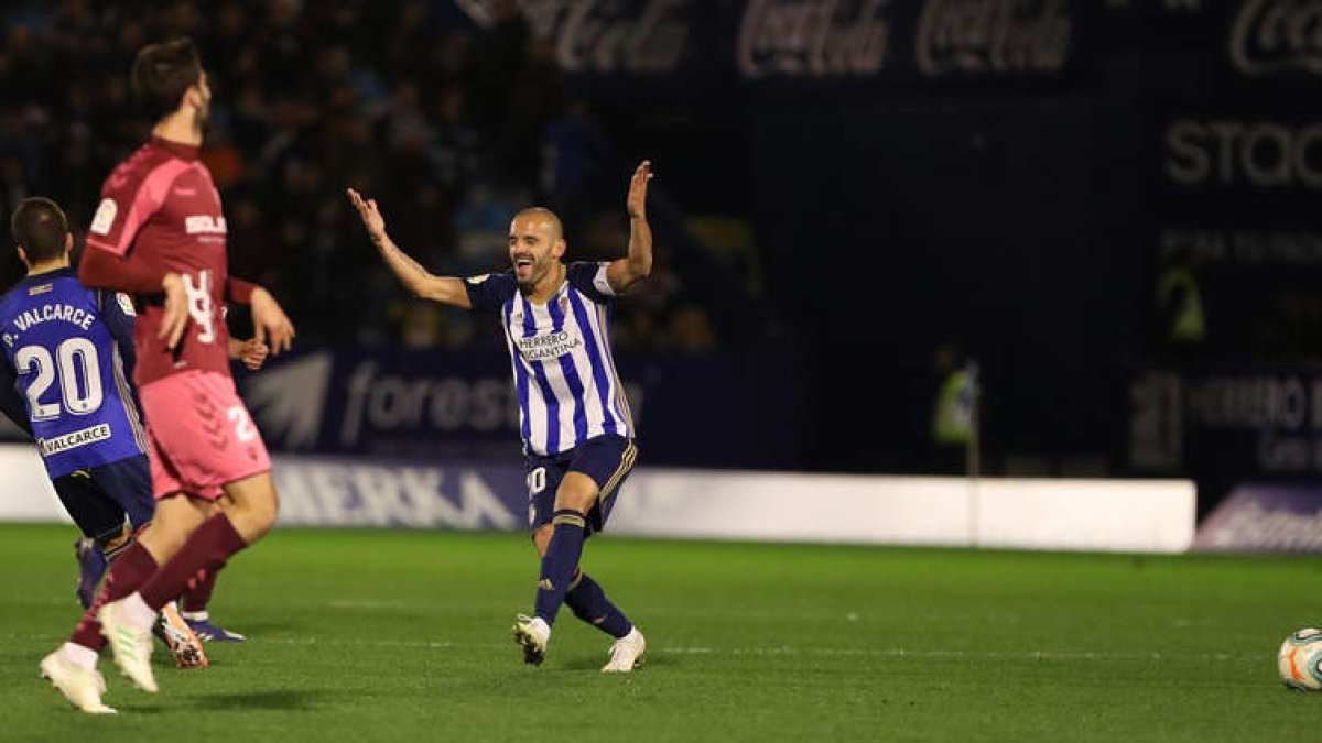 Yuri, autor del gol y de otro que le anularon. L. DE LA MATA