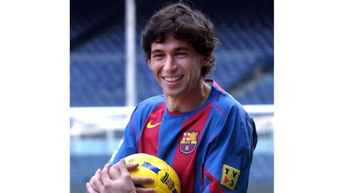 Demetrio Albertini en su etapa como jugador del Barça.