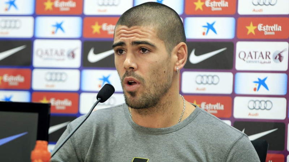 Víctor Valdés denunció que existe un plan para desestabilizar al equipo azulgrana.