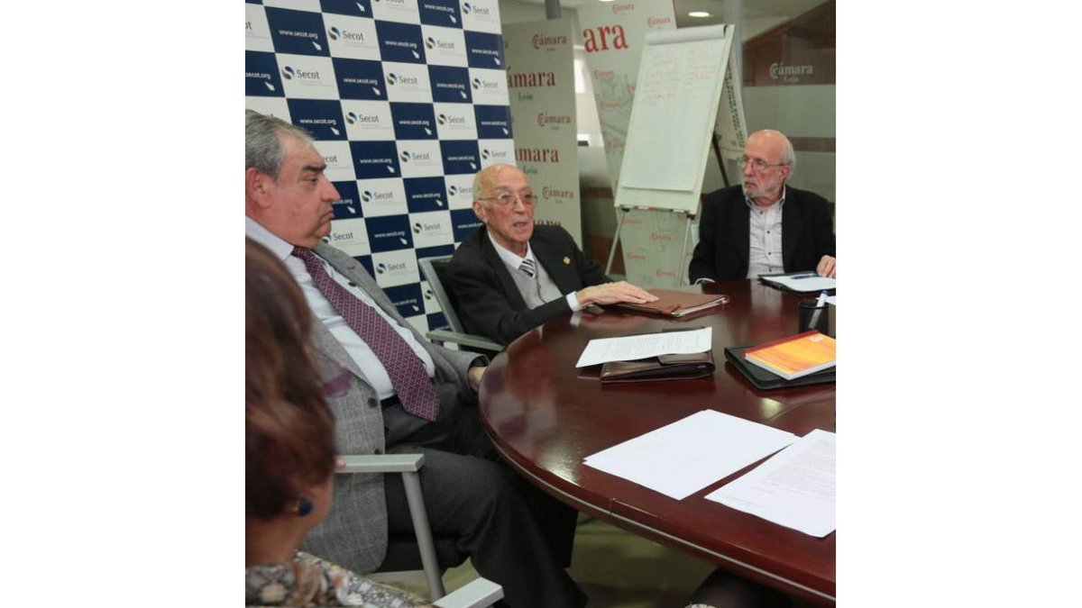 Martínez, Cordero y Escudero.