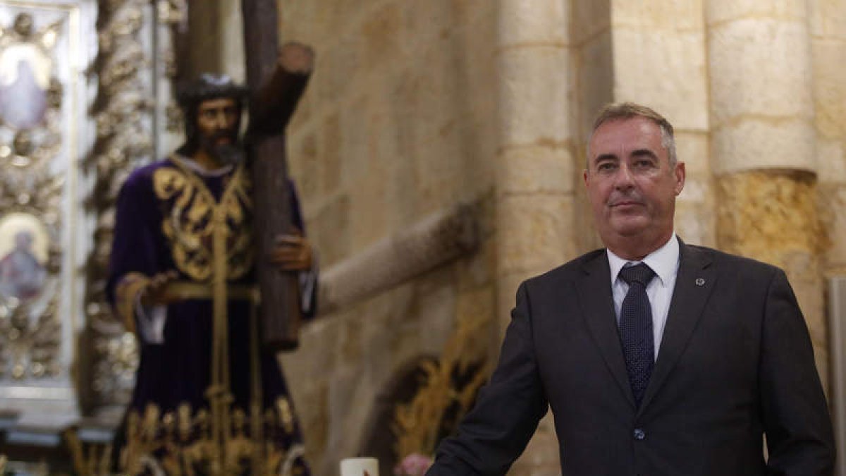 Francisco Javier Jimeno será el domingo nuevo abad. FERNANDO OTERO