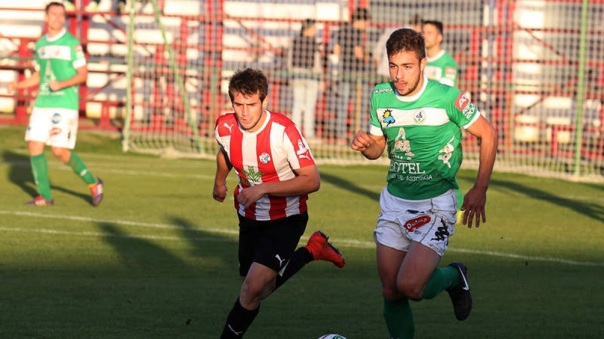 El equipo maragato necesita la victoria para seguir fuera de los puestos de alto riesgo