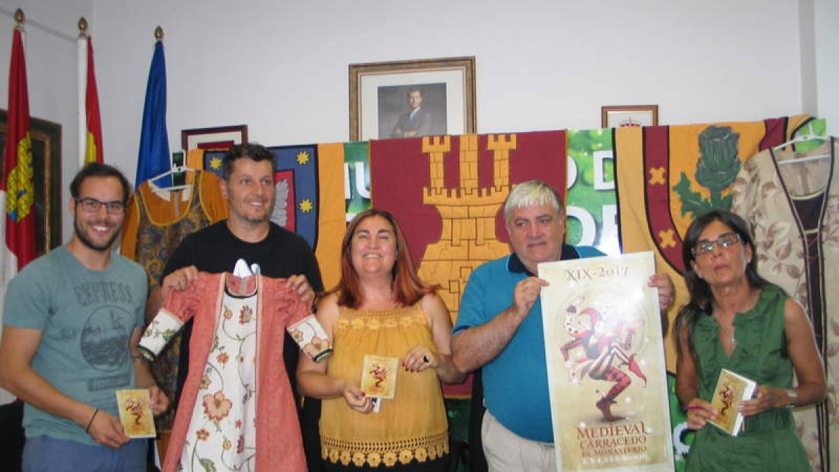 La comisión organizadora presentó ayer el Medieval. M. MACÍAS