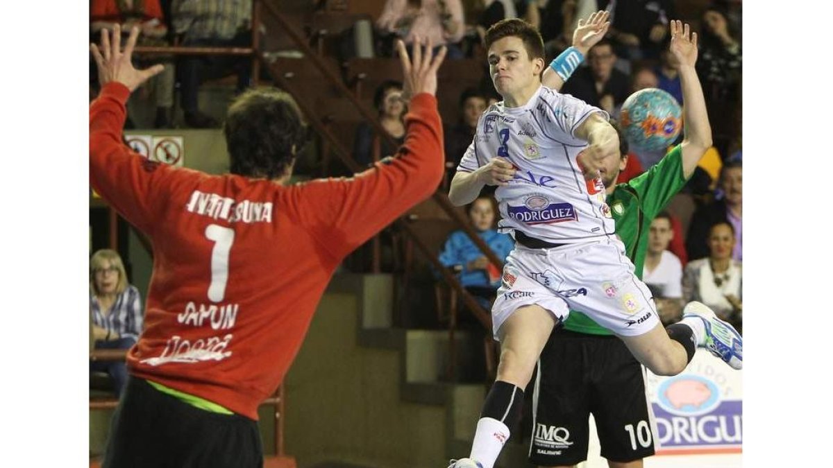 Mario López, en la imagen, Piñeiro y Biosca están en la lista.