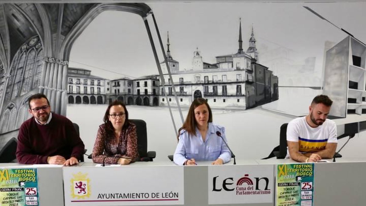 la presentación oficial de la final de Territorio Bosco en el Ayuntamiento.