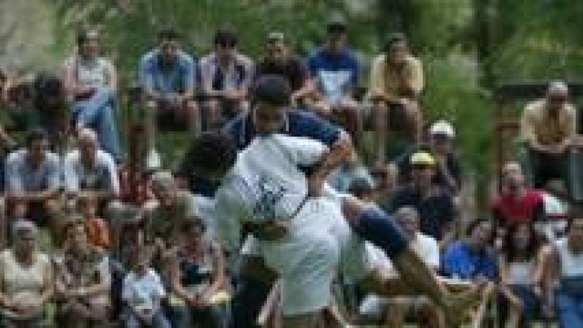 Jorge Yugueros acumuló con su triunfo en La Vecilla su quinta victoria consecutiva en esta temporada