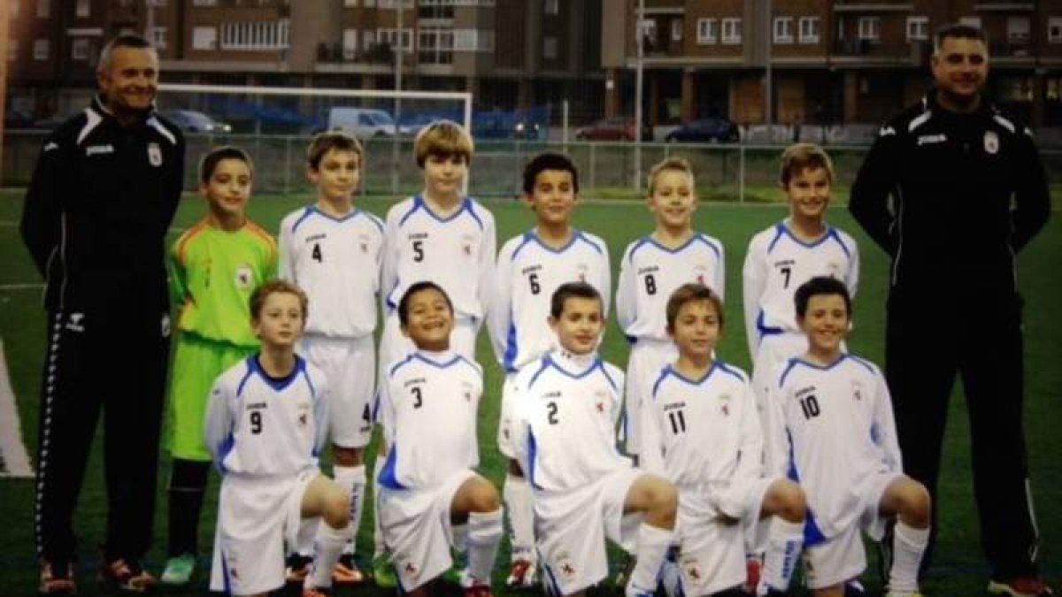 Formación del CF Peña que milita en la categoría benjamín.