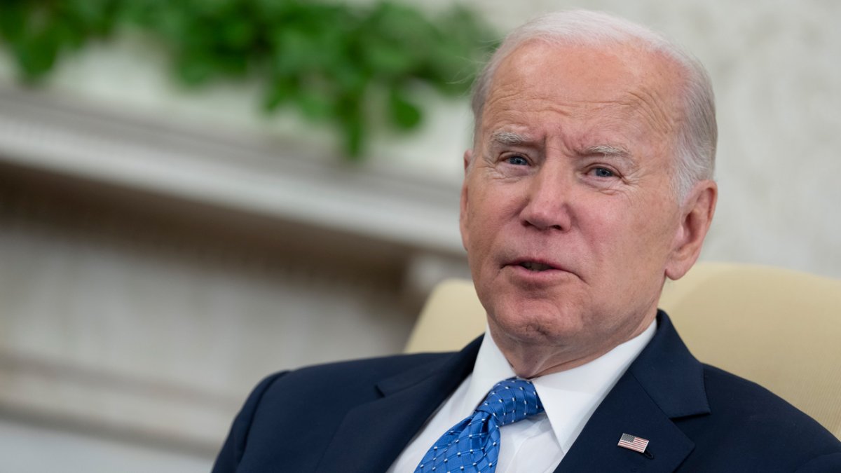 El presidente norteamericano Joe Biden, que hoy ha anunciado su candidatura a la reelección en los comicios de 2024. EFE/EPA/CHRIS KLEPONIS / POOL